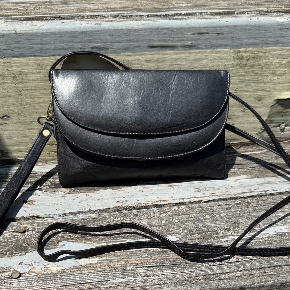 Colombian Black Leather Crossbody Handbag Small Wristlet wallet organizer purse